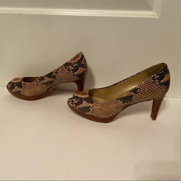 STUART WEITZMAN HEELS SHOES PEEP TOE BROWN BLACK REPTILE LOOK LEATHER - Picture 6 of 14